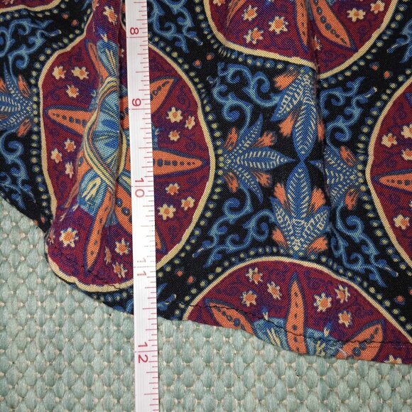 La Hearts Printed Crop Top Size Small - Picture 12 of 14